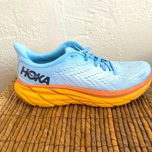 Hoka Clifton 8 Running Shoe. Like new condition!